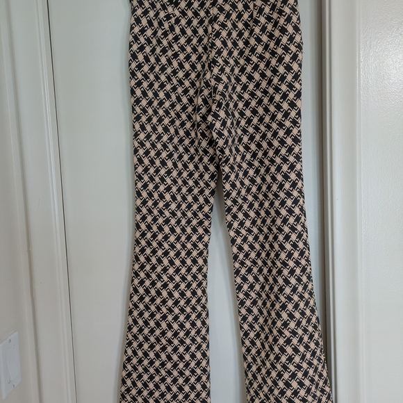 Maeve by Anthropologie Stretch Women's Blk & Nude Pants Leatherlike Trim, 2, EUC - Picture 3 of 3